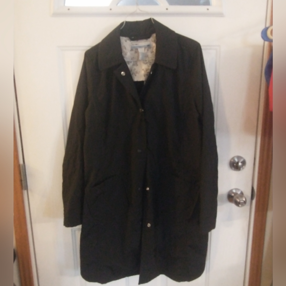 Old Navy Black Large Maternity Rain Jacket